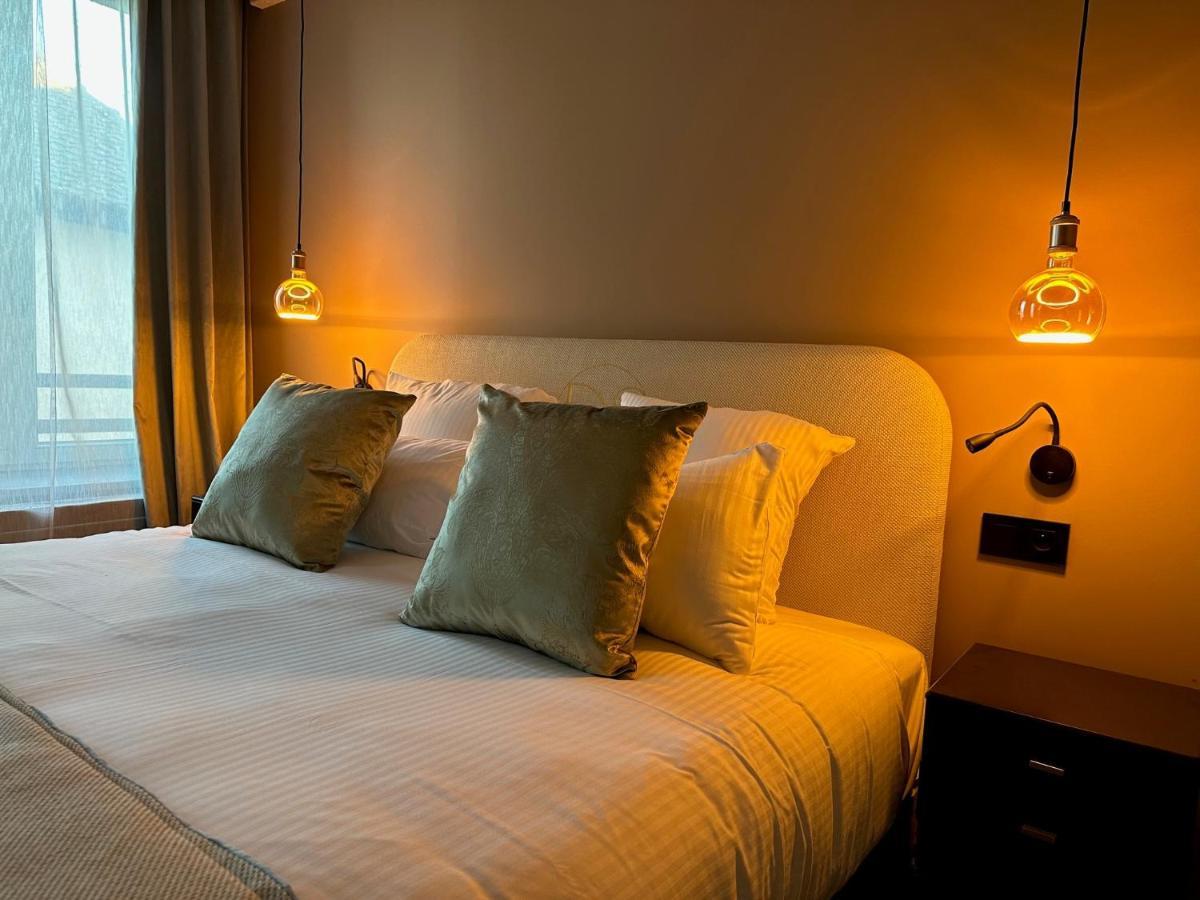 Domaine De Suzel Hotel Vignieu Buitenkant foto