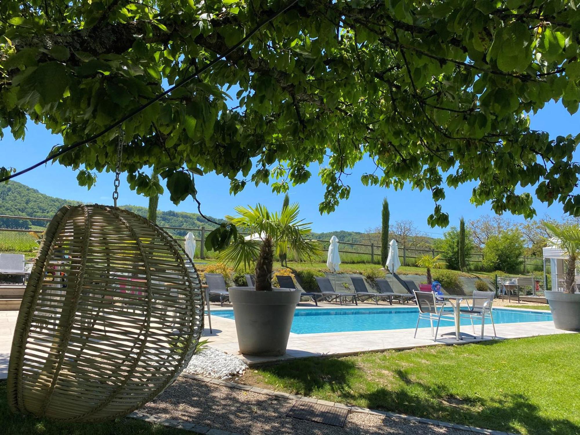 Domaine De Suzel Hotel Vignieu Buitenkant foto